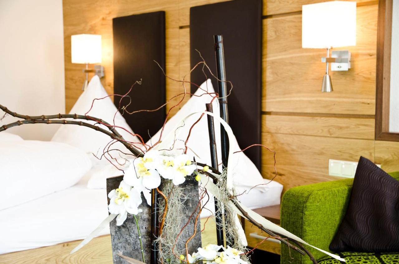 Hotel Garni Arosa Ischgl Ruang foto