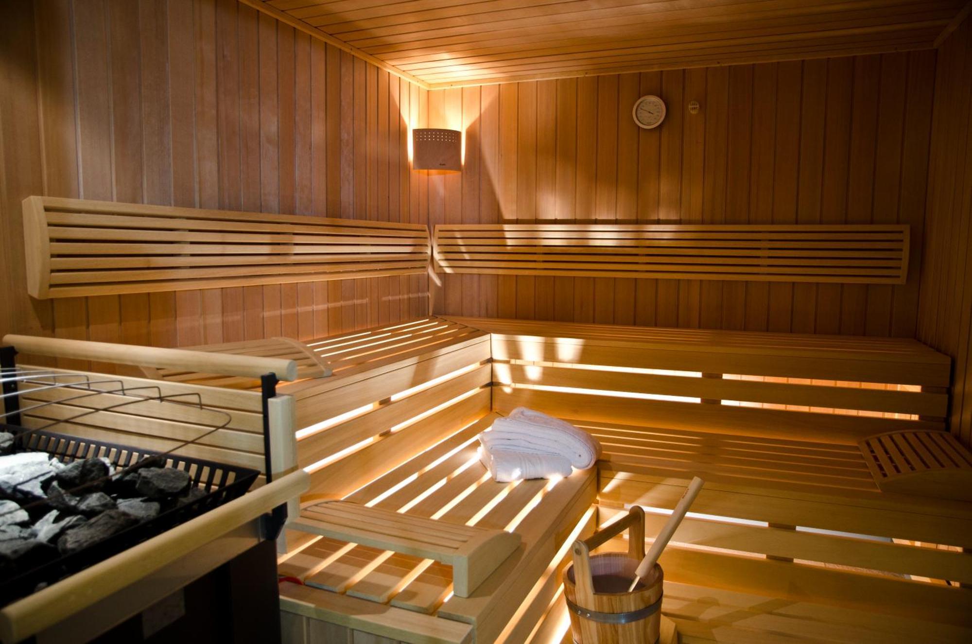 Hotel Garni Arosa Ischgl Bagian luar foto